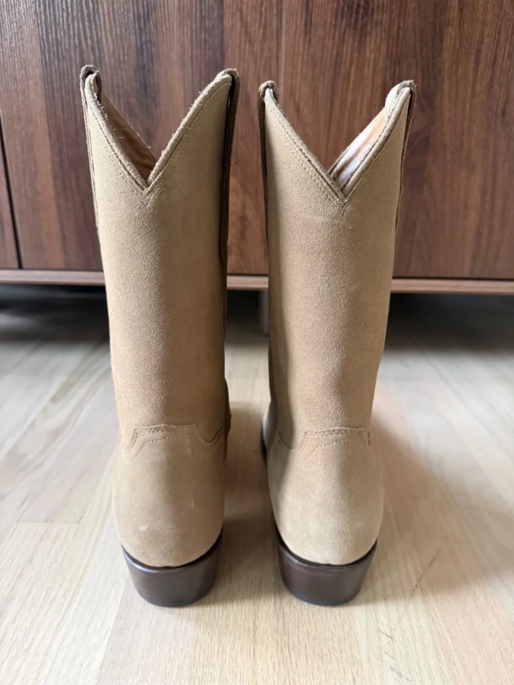 Rujo Canyon Roughout Suede